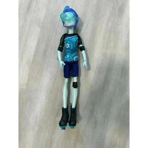 MONSTER HIGH GILLINGTON GIL WEBBER FROM WHEEL LOVE - Picture 1 of 2